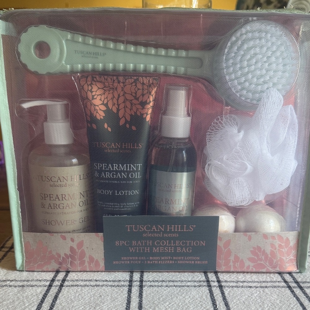 Tuscan Hills Spearmint & Argan Oil Bath Set
